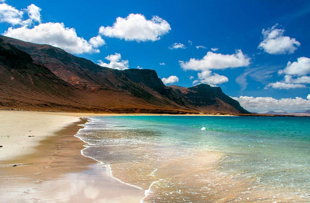 Lanzarote Walks 3 Playa de Bajo Risco Lanzarote in beautiful colours